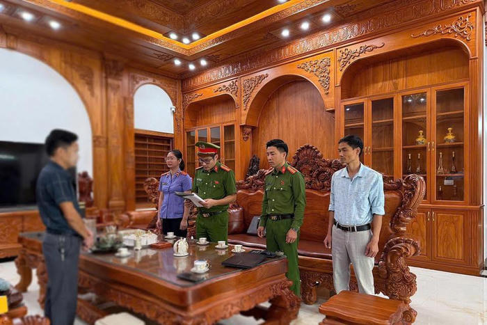 Khởi tố chủ hộ kinh doanh livestream trốn thuế hơn 800 triệu đồng