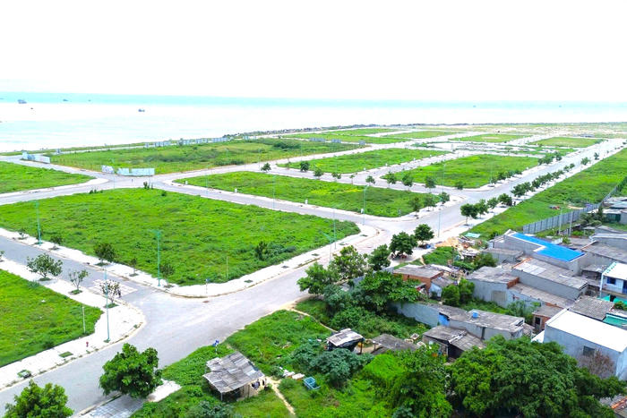 Lâm Đồng: Dự án Lấn biển, chủ đầu tư tự ý ký hàng trăm hợp đồng chuyển nhượng quyền sử dụng đất Lâm Đồng: Dự án Lấn biển, chủ đầu tư tự ý ký hàng trăm hợp đồng chuyển nhượng quyền sử dụng đất