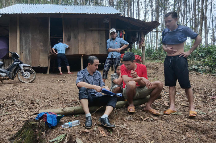 Xã Trà Tân (Đà Nẵng): Khẩn trương xây dựng lại nhà cho người dân sau mưa lũ