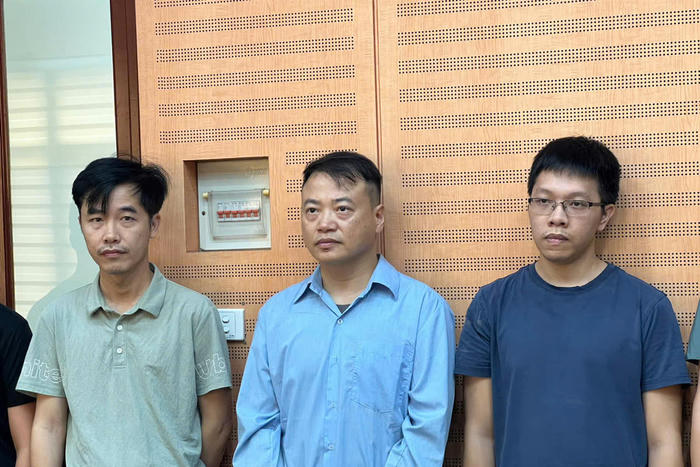 Công an TP. Hà Nội khởi tố Shark Bình thêm tội danh Trốn thuế Công an TP. Hà Nội khởi tố Shark Bình thêm tội danh Trốn thuế