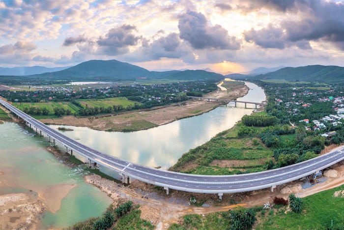 Nước rút giải ngân đầu tư công: Tạo đà cho tăng trưởng năm 2026 Nước rút giải ngân đầu tư công: Tạo đà cho tăng trưởng năm 2026