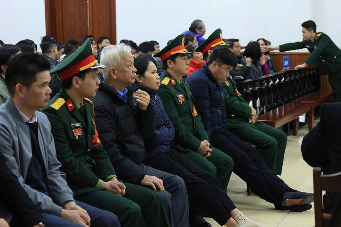 Vụ thâu tóm đất ‘vàng’ sân bay Nha Trang: Nhiều nguyên lãnh đạo tỉnh xin vắng mặt vì lý do sức khoẻ