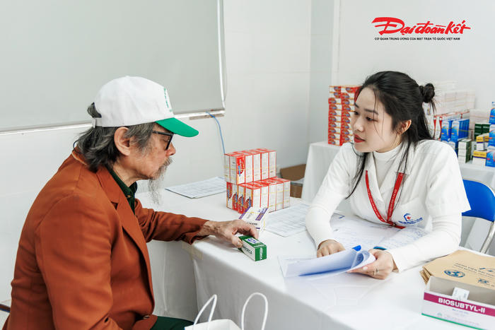 Hà Nội: Khám sức khoẻ miễn phí cho nhân dân tại phường Vĩnh Hưng