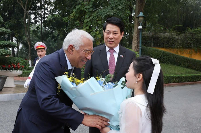 Chủ tịch nước Lương Cường chủ trì lễ đón chính thức Chủ tịch Hội đồng châu Âu