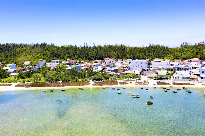 Lặn bắt hải sâm ở vùng biển Hoàng Sa