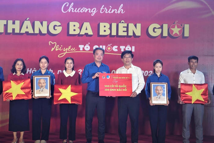 Nhiều hoạt động ý nghĩa trong chương trình “Tháng Ba biên giới”