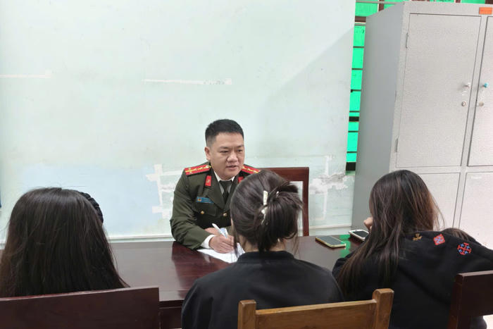 Nghệ An: Ngăn chặn kịp thời công dân nghi bị lừa đi các tỉnh phía Bắc làm việc