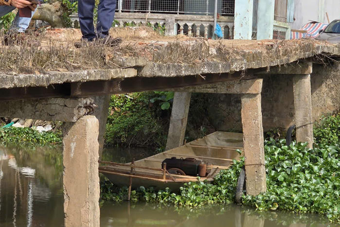 Hưng Yên: Cầu dân sinh cũ nát, gây mất an toàn