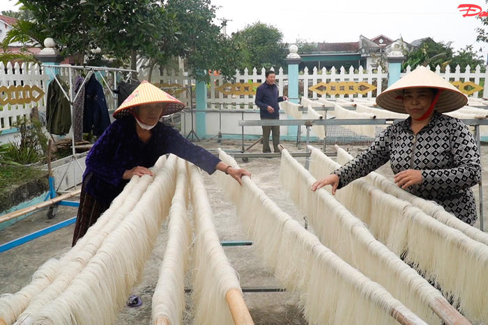 Người dân Thăng Bình sống khỏe nhờ nghề làm miến gạo