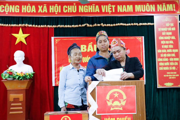 Tỷ lệ cử tri cả nước đi bầu cử đã đạt trên 99% 