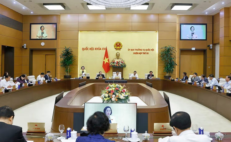 Thi đua, khen thưởng: Không nhất thiết được tặng khen thưởng ở mức thấp mới được khen thưởng ở mức cao 