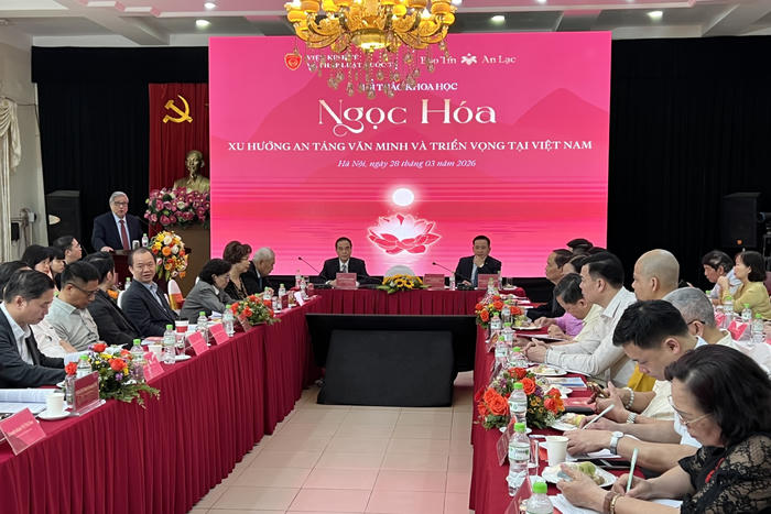 Ngọc hóa tro cốt: Gợi mở trong bối cảnh đô thị hóa và phát triển bền vững Ngọc hóa tro cốt: Gợi mở trong bối cảnh đô thị hóa và phát triển bền vững