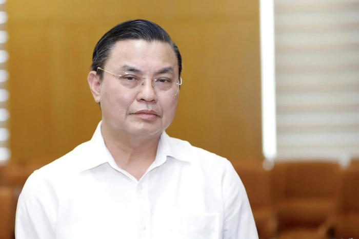 Khởi tố cựu Cục trưởng Cục Môi trường Hoàng Văn Thức với cáo buộc nhận "hối lộ" 35 tỷ đồng