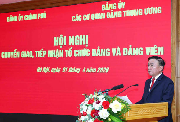 Chuyển giao và tiếp nhận 5 tổ chức đảng về Đảng ủy các cơ quan Đảng Trung ương
