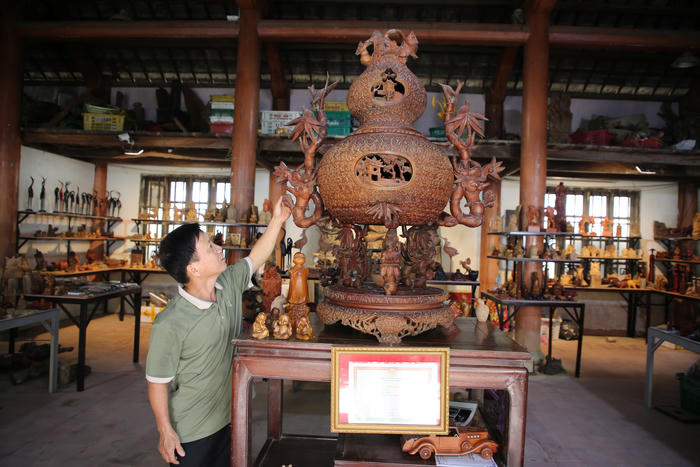 Người đưa mộc Kim Bồng ra thế giới