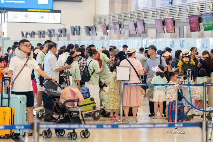 Đề xuất miễn hàng loạt phí trong lĩnh vực hàng không, hàng hải