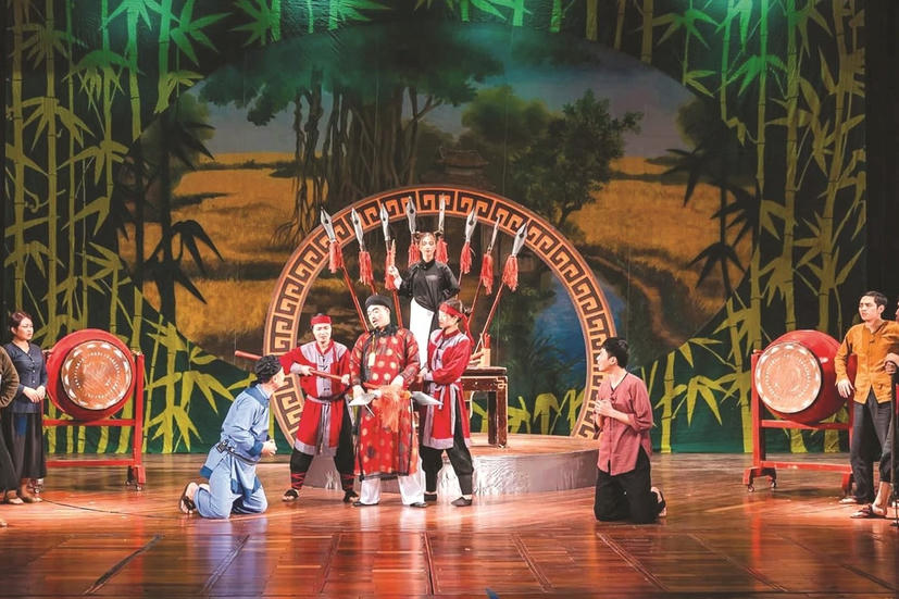 Đưa sân khấu đến gần hơn với học sinh