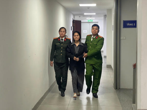 Khởi tố Giám đốc Công ty tổ chức chương trình “Về đây bốn cánh chim trời”