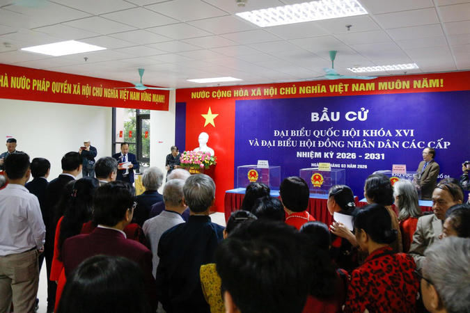 Rộn ràng ngày hội bầu cử tại Học viện Báo chí và Tuyên truyền