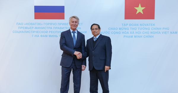 Thủ tướng thăm tập đoàn khí đốt hàng đầu của Nga, thúc đẩy các dự án LNG lớn tại Việt Nam