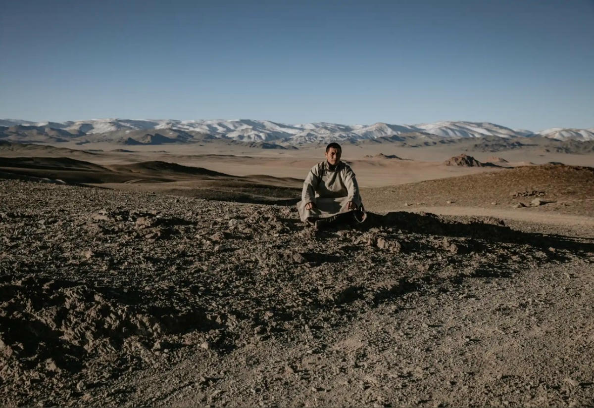 Lhagvadorj Dashtseren, một người du mục ở tỉnh Khovd. Ảnh: The Guardian.
