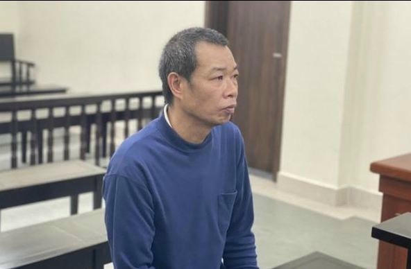 Đối tượng Vinh tại phiên tòa xét xử.