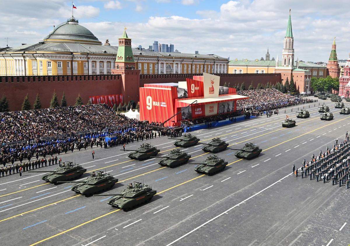 [Ảnh] Sức mạnh quân sự Nga phô diễn tại lễ duyệt binh mừng 80 năm Chiến thắng phát-xít ảnh 8