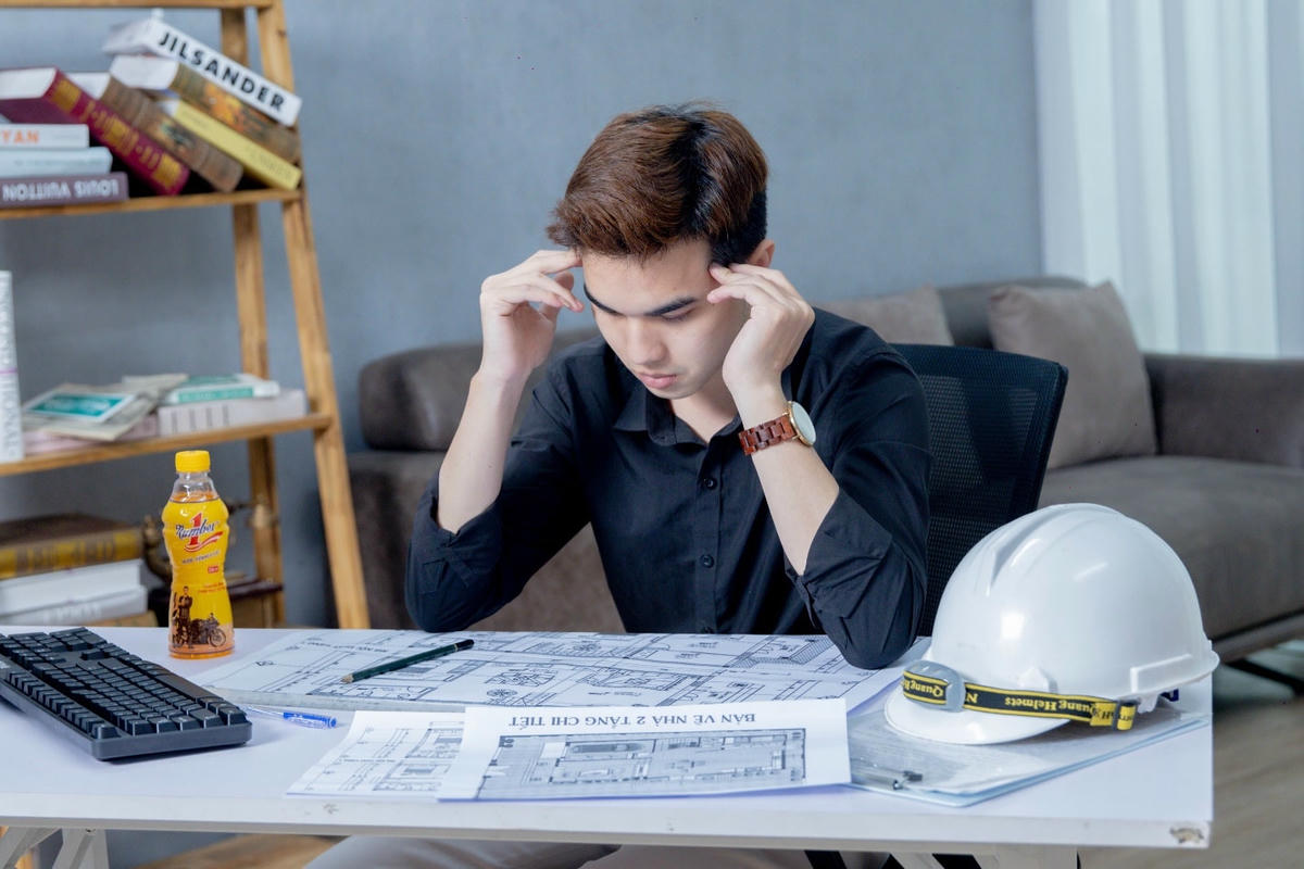 Người lao động làm việc về đêm thường đối diện với thử thách trong việc duy trì sự tập trung.