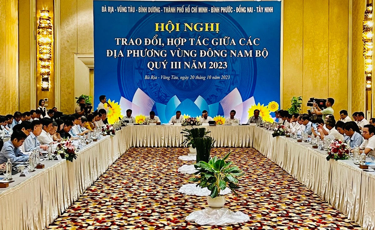 Quang cảnh tại buổi hội nghị.