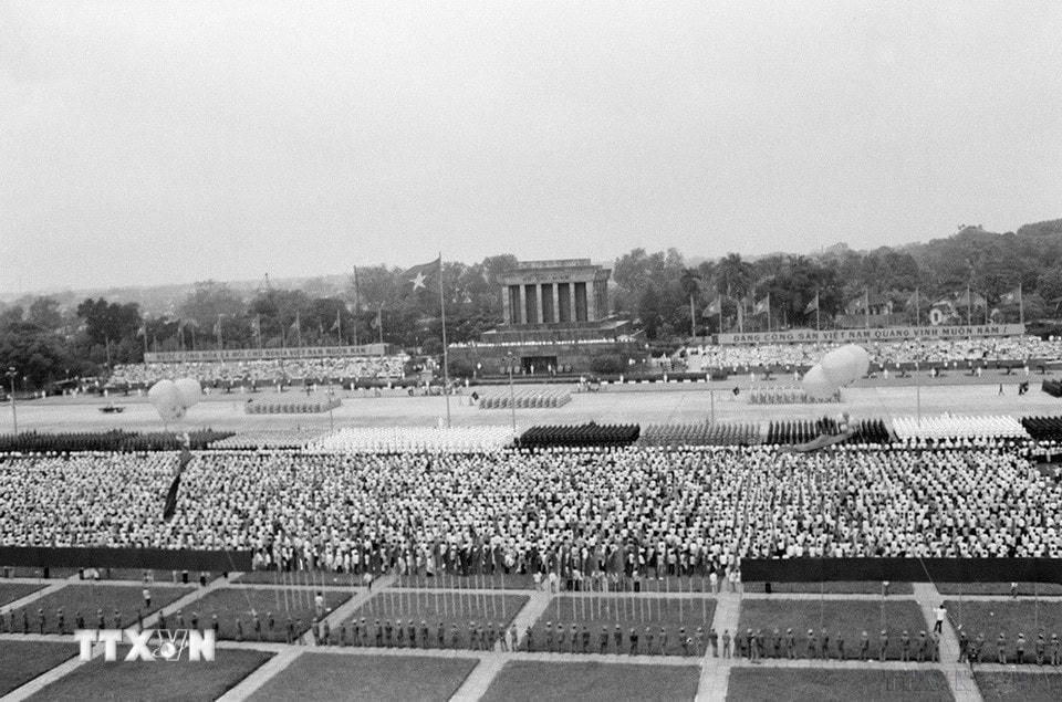 Quảng trường Ba Đình trong ngày 2/9/1985. (Ảnh: Đình Trân/TTXVN)