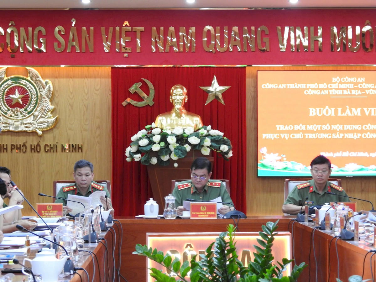 Ảnh 2 - CA 3 tỉnh làm việc