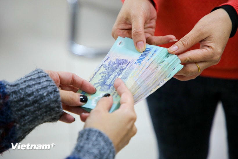 Bộ Nội vụ cũng đã thống nhất với Bộ Tài chính nếu đến hạn ngày 31/8, đơn vị, địa phương nào chưa hoàn tất việc chi trả theo 178/2024/NĐ-CP thì sẽ báo cáo cấp có thẩm quyền để xem xét trách nhiệm người đứng đầu(Ảnh: PV/Vietnam+)