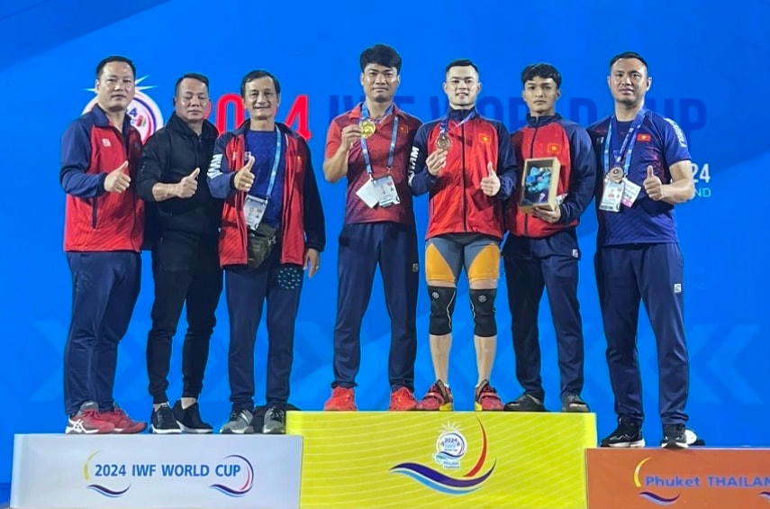 Đô cử Lại Gia Thành giành HCV cử tạ thế giới - 1