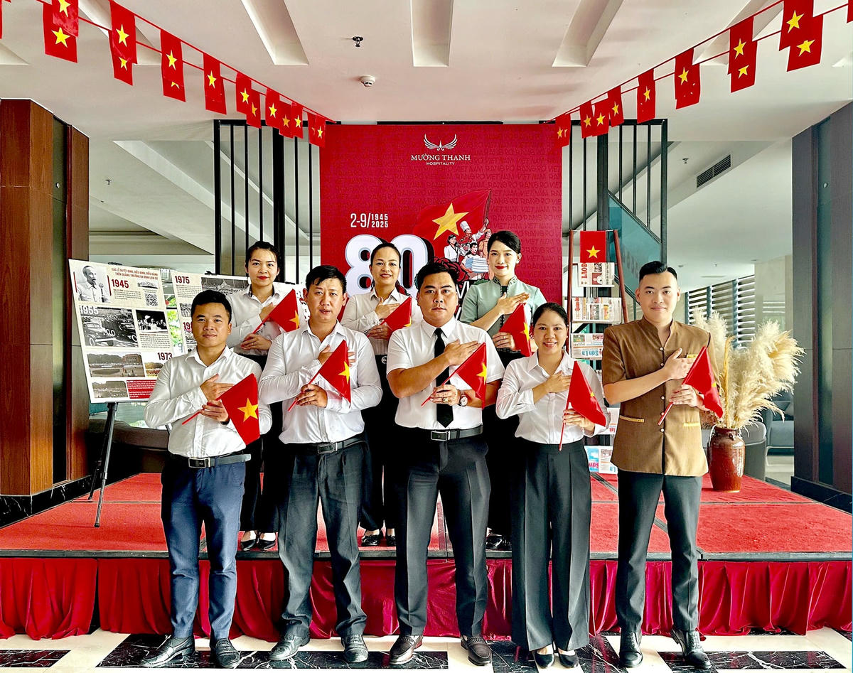 Tập đoàn Mường Thanh nuôi dưỡng ngọn lửa tự hào dân tộc trong chính đội ngũ cán bộ, nhân viên của mình.