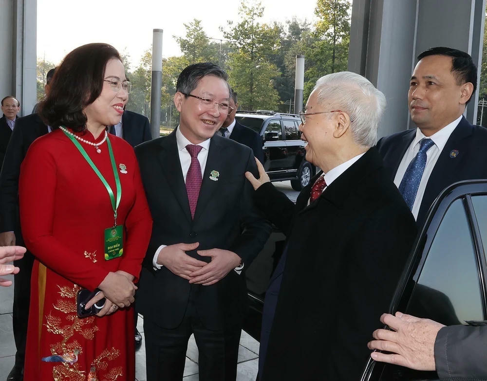 Tổng Bí thư Nguyễn Phú Trọng đến dự đại hội. (Ảnh: Trí Dũng/TTXVN) ttxvn-tong-bi-thu-1-7561.jpg