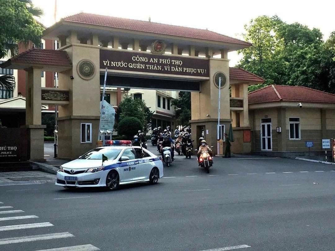 Tổ công tác 191 Công an tỉnh Phú Thọ ngày đầu ra quân. Ảnh: Công an tỉnh Phú Thọ