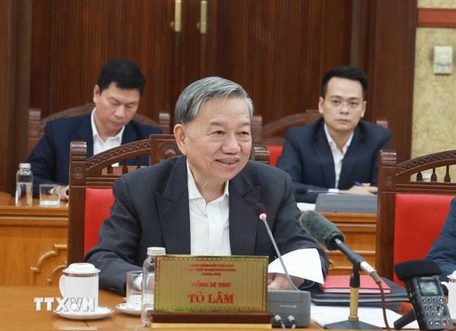 Tổng Bí thư Tô Lâm phát biểu chỉ đạo. (Ảnh: Thống Nhất/TTXVN) ttxvn-tong-bi-thu-chu-tri-phien-hop-thu-hai-bcd-trung-uong-0403-2.jpg