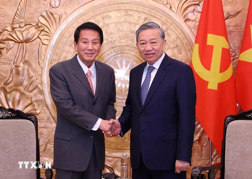 Tổng Bí thư Tô Lâm tiếp ông Sugi Ryotaro, nguyên Đại sứ đặc biệt Việt Nam-Nhật Bản. (Ảnh: Văn Điệp/TTXVN)