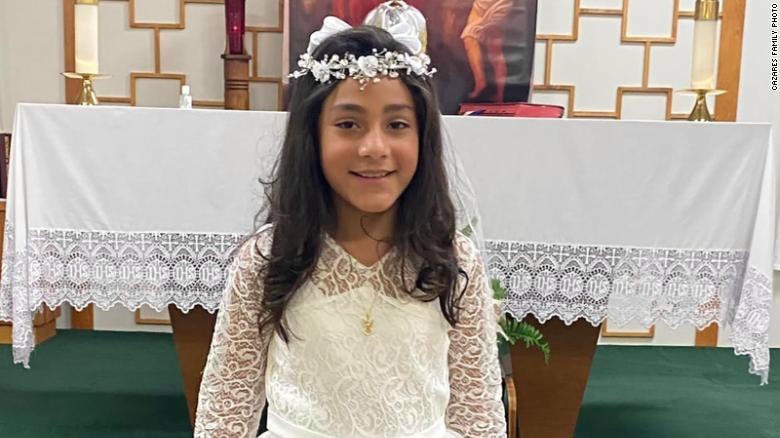 Cô bé Jacklyn Jaylen Cazares bị giết cùng với em họ Annabell Rodriguez. Ảnh: CNN.