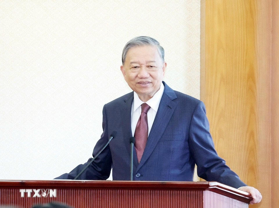 Tổng Bí thư Tô Lâm phát biểu. (Ảnh: Thống Nhất/TTXVN) ttxvn-tong-bi-thu-trao-huy-hieu-dang-4.jpg