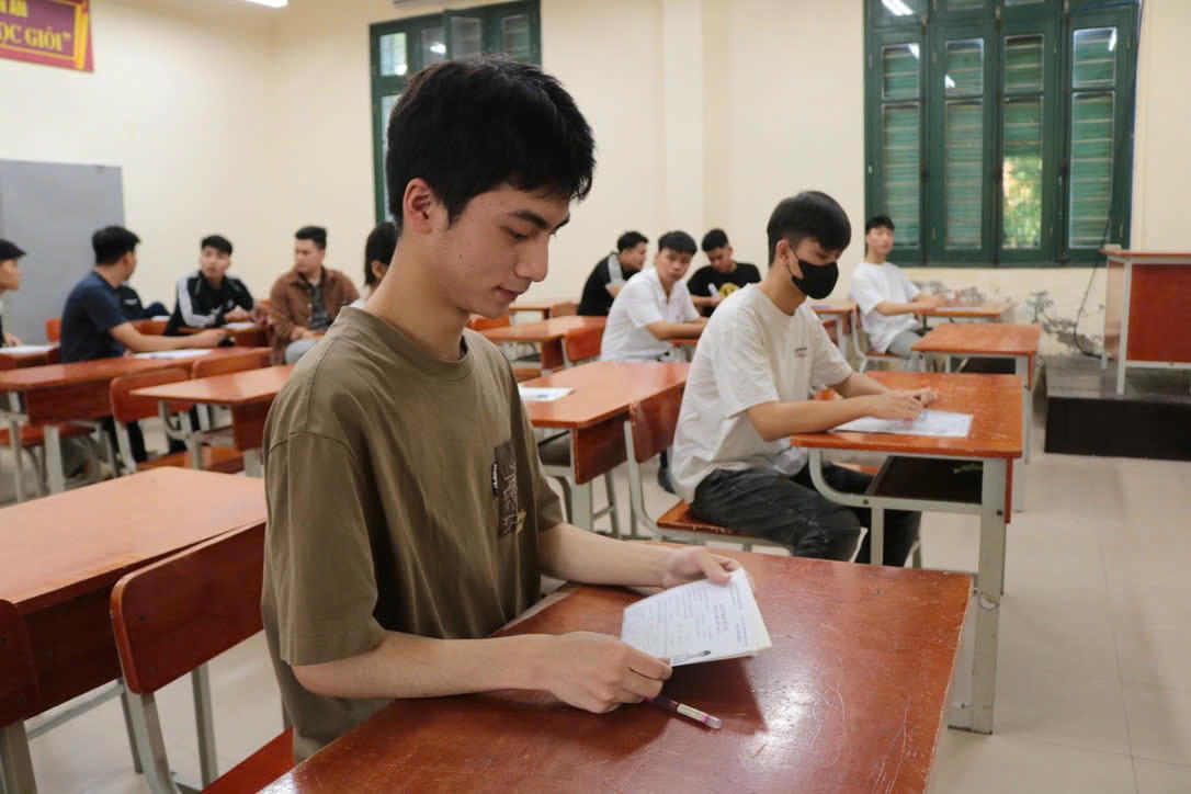 Thí sinh dự thi tốt nghiệp THPT năm 2025. Ảnh: Nguyễn Hoài.