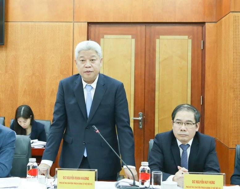 Thủ tướng Chính phủ bổ nhiệm ông Nguyễn Mạnh Khương, Phó Bí thư chuyên trách Đảng ủy Bộ Nội vụ giữ chức Thứ trưởng Bộ Nội vụ. (Nguồn: Báo Chính phủ)