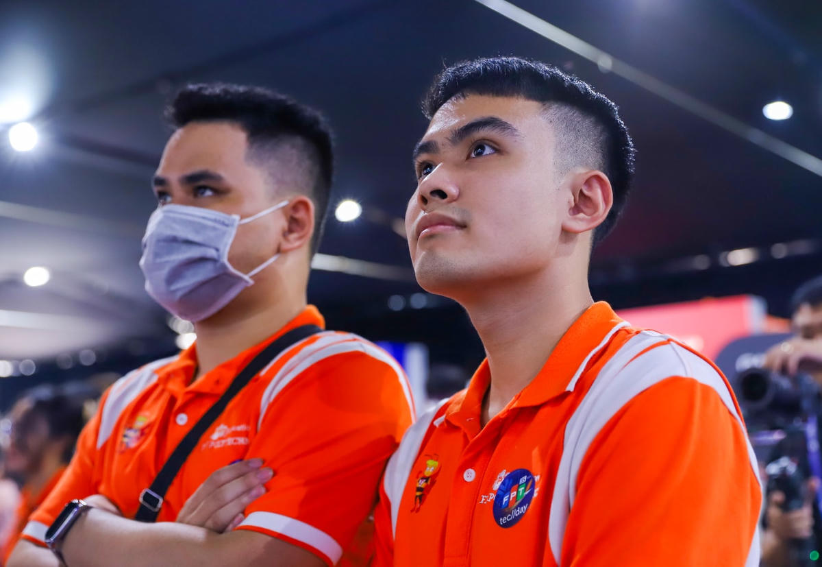 Sinh viên FPT Polytechnic hào hứng tham gia sự kiện.