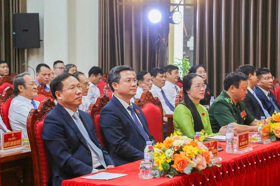 Đại biểu dự Đại hội. bu-thu-6.jpg