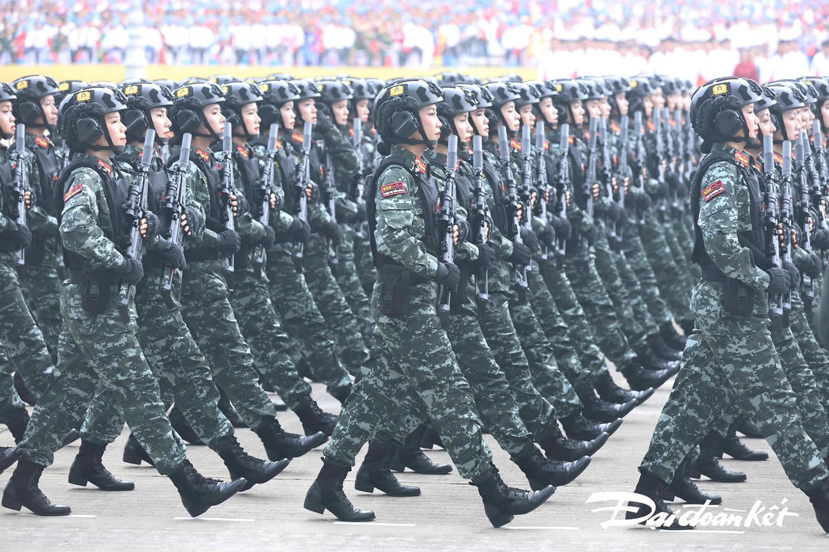 gen-o-Nữ đặc nhiệm công an