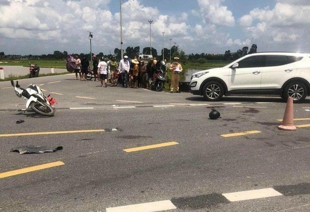 Vụ tai nạn giao thông xảy ra trên địa bàn xã Thanh Sơn (huyện Kiến Thụy) làm 1 người tử vong, 2 người bị thương.