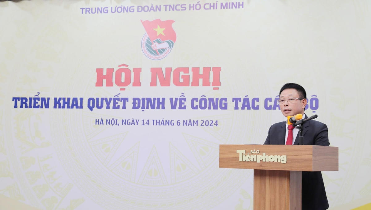 Trung ương Đoàn bổ nhiệm nhà báo Phùng Công Sưởng làm Tổng Biên tập Báo Tiền Phong ảnh 2