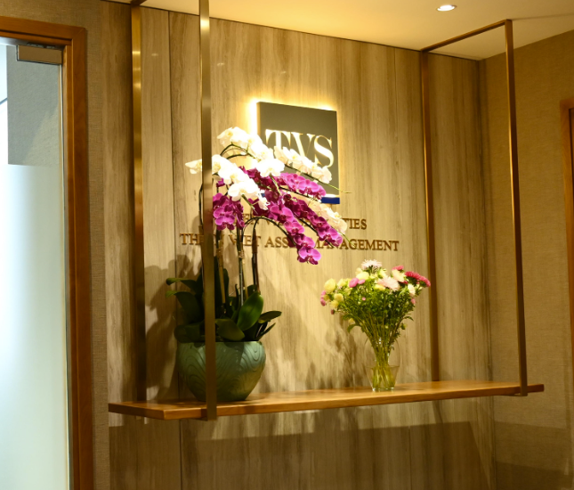 Hai công ty chứng khoán bị xử phạt hành chính ddk