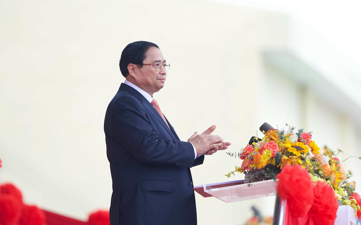 Hãy cùng nhau kề vai, sát cánh, tiếp tục lập nên những kỳ tích 