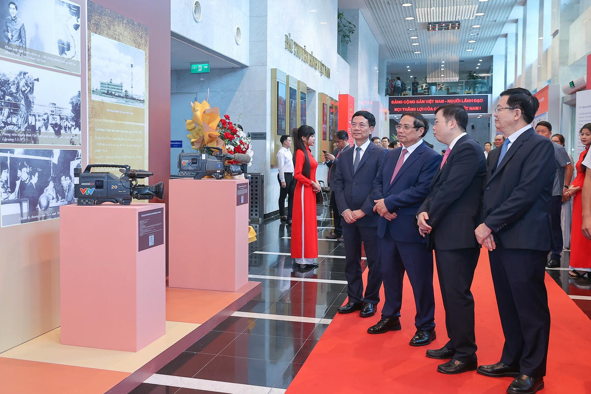 Thủ tướng: Báo chí phải kiến tạo được các dòng thông tin tích cực, chủ lưu- Ảnh 9. Thủ tướng: Báo chí phải kiến tạo được các dòng thông tin tích cực, chủ lưu- Ảnh 9.